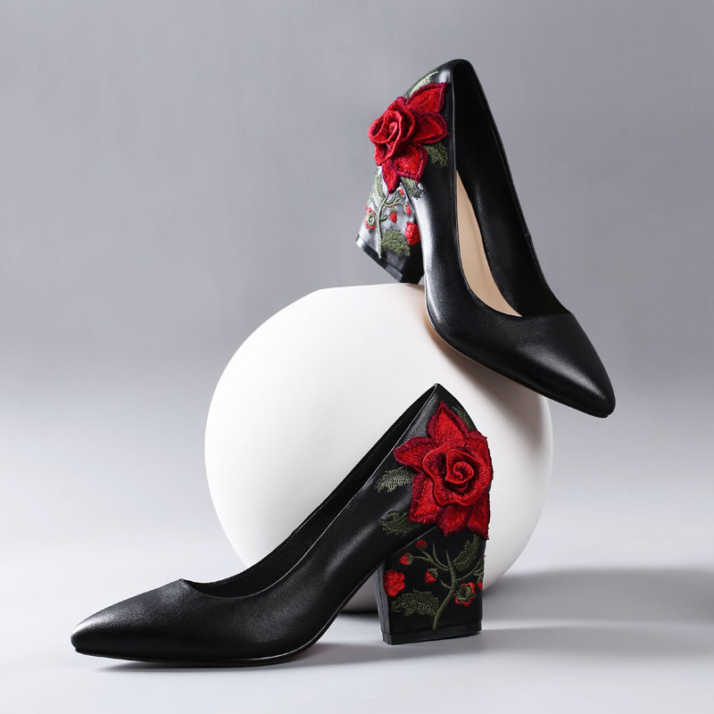 패션 얀 자수 레드 로즈 플라워 힐 펌프스 블랙 소가죽 - Embroidery Rose 리뷰 및 가격